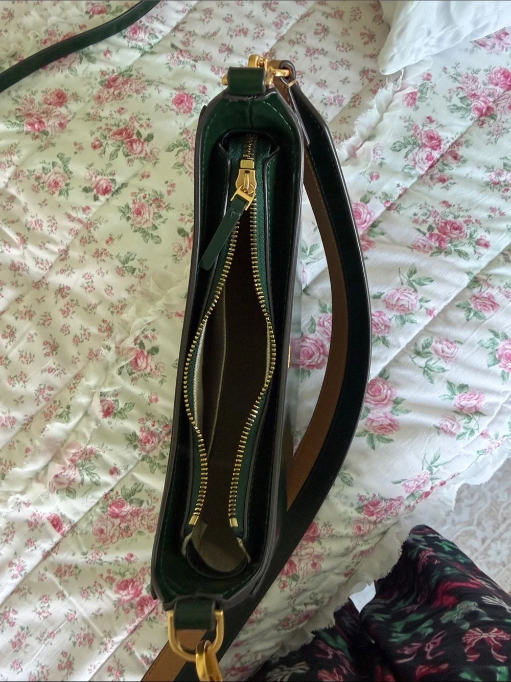 Tory Burch Dark Green Leather Shoulder Bag with Gold Hardware